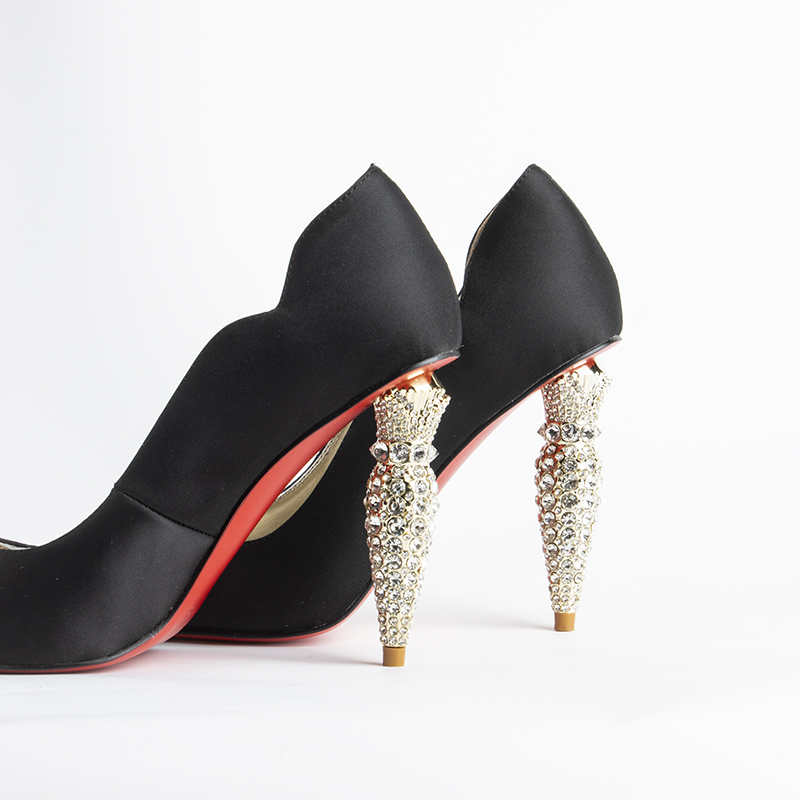 Luxuriöse rote untere schwarze – Women'S Shoes Red Bottoms Bewertung und Preis